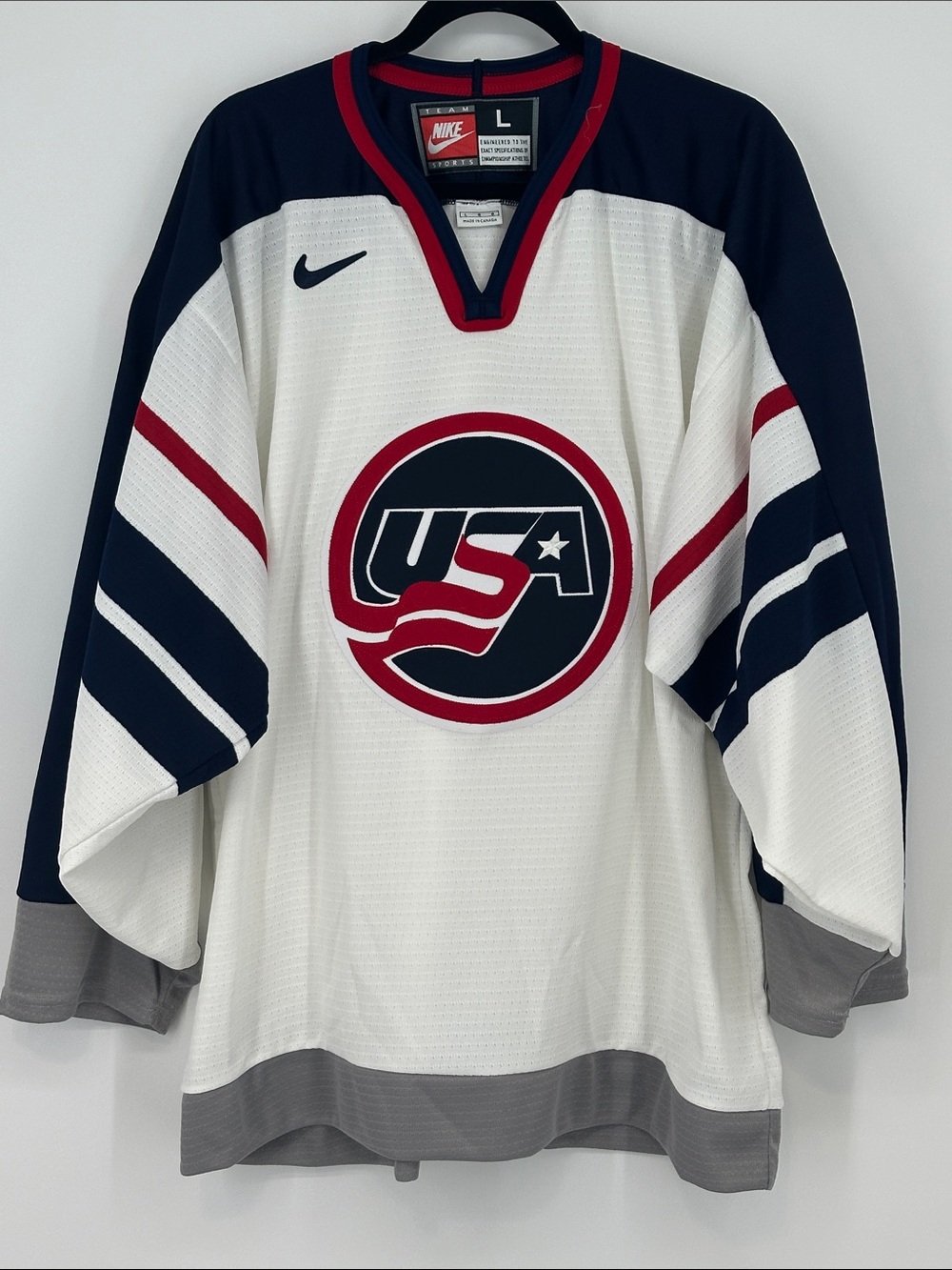 Nike Team USA Hockey Jersey from 1998 - White, Size Large